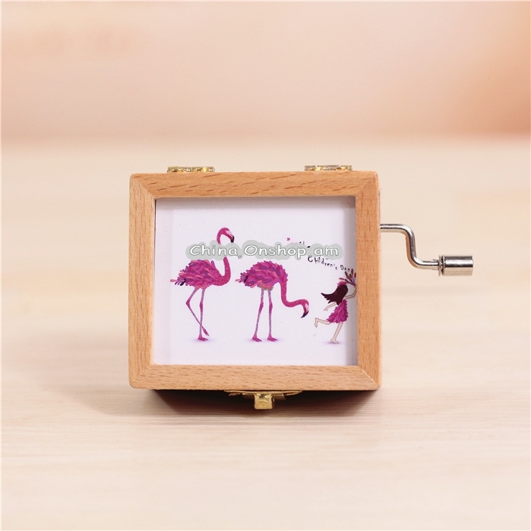 Dual Flamingos and Girl Pattern Retro Style Wooden Hand Cranking Music Box Home Decoration