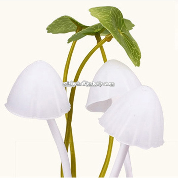 Light Control Dreamy Mushroom LED Night Light, AC 110-220V