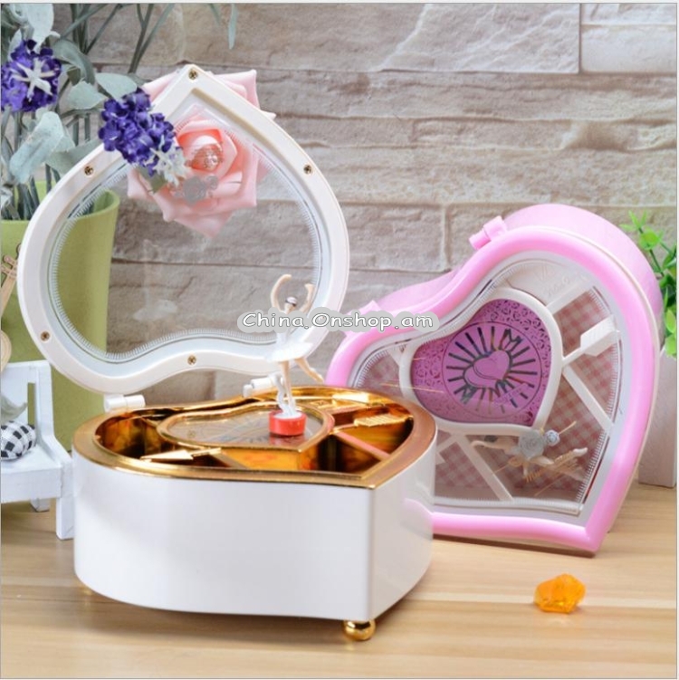 Heart Shape Dancing Ballerina Music Box Plastic Jewellery Box Girls Carousel Hand Crank Gift