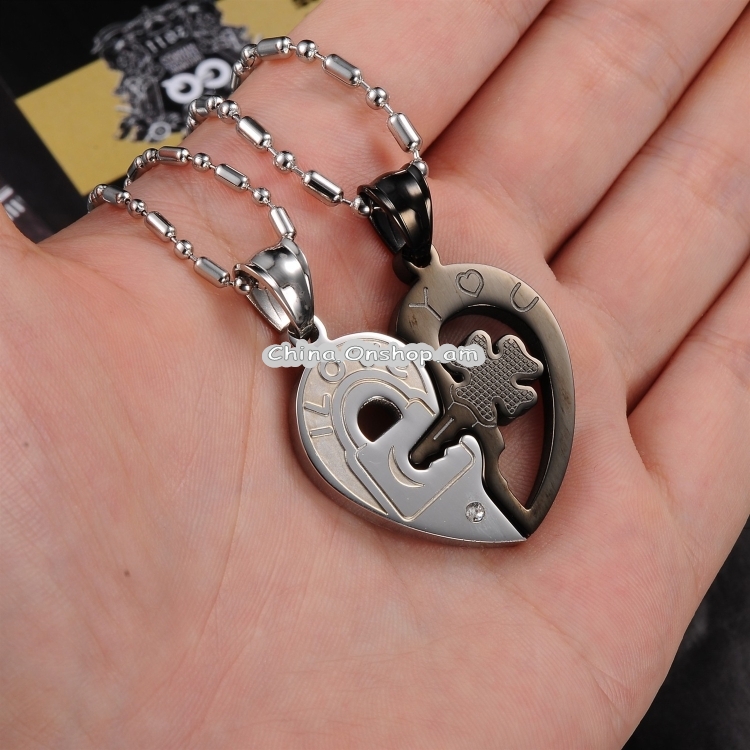 OPK 2 PCS Heart and Heart Black and White Puzzle Couple Necklace