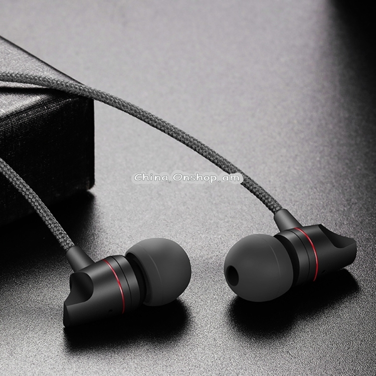 JOYROOM JR-E207 Braided Cord 3.5mm Plug Wired Control In-Ear Metal Earphone