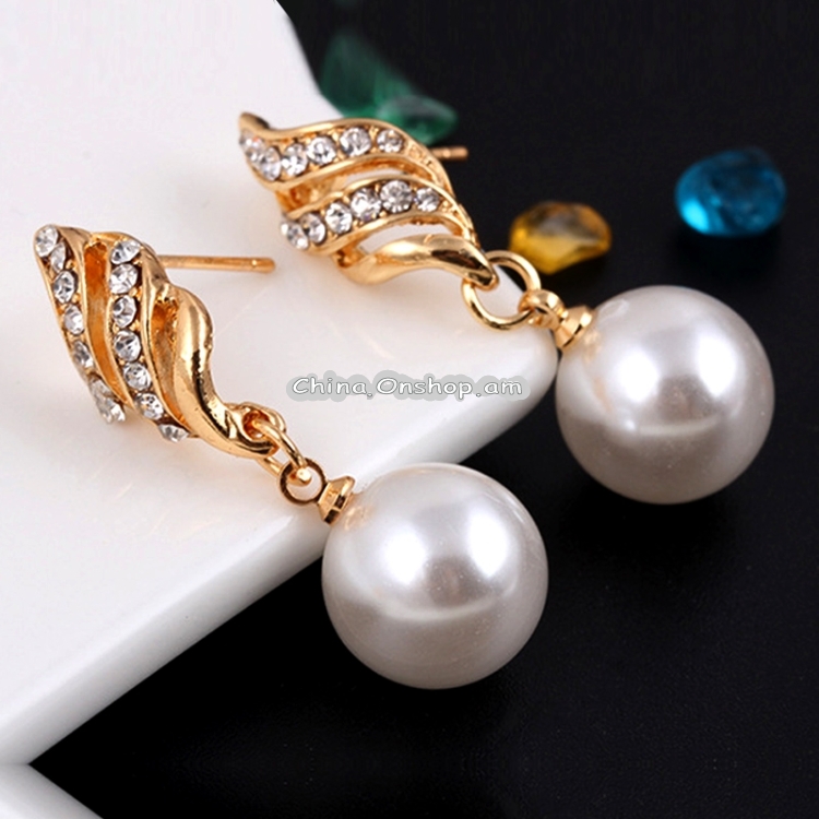 Set Jewelry (1 Pair Earrings and 1 PCS Necklace Included) Chic Pearl and Rhinestone Pendant Necklace