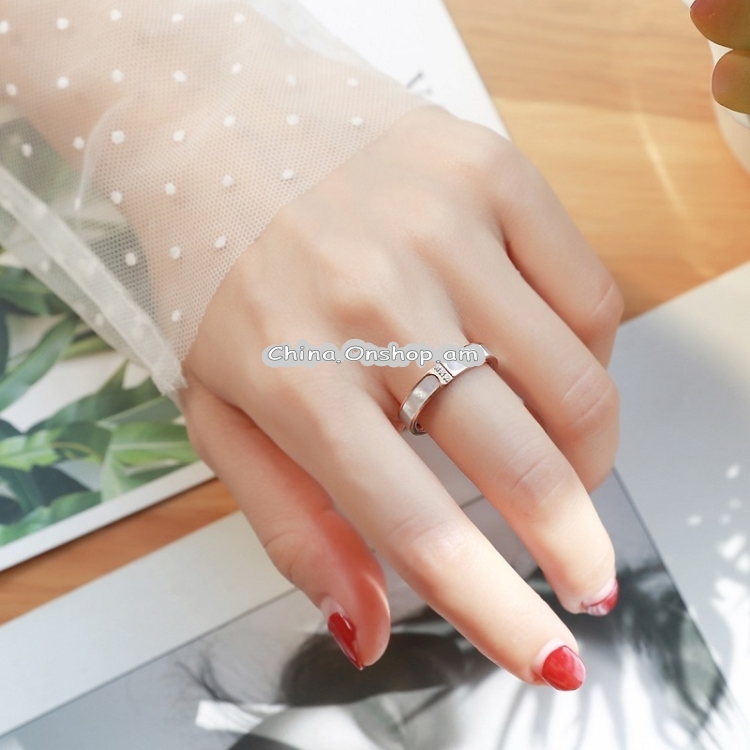 Three Diamonds Color Shell Diamond Ring Titanium Steel Gold-Plated Couple Ring