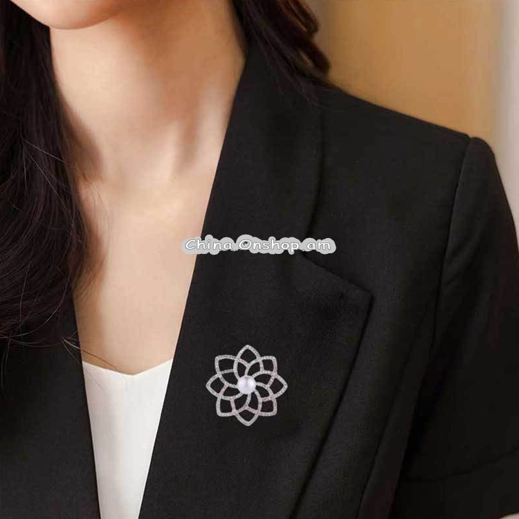 Alloy Diamond Double Flower Brooches Temperament Wild Clothes Pin(B07343)