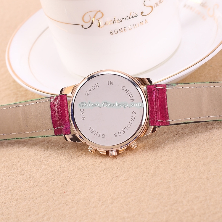Women and Men Fashion Quartz Watches Leather Sports Casual Watch