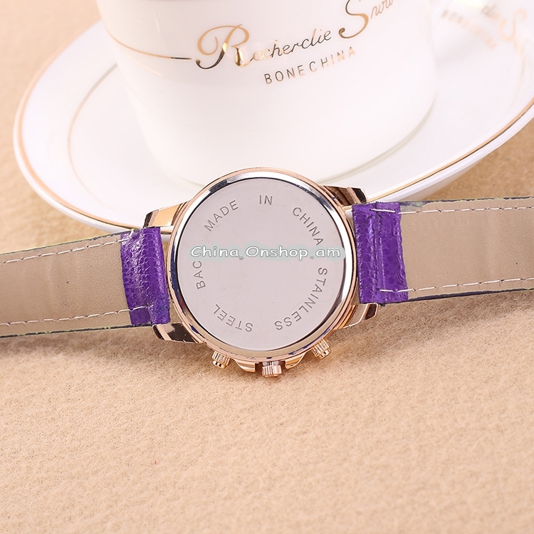 Women and Men Fashion Quartz Watches Leather Sports Casual Watch